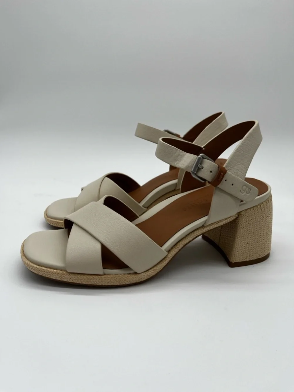 Gentle Souls Rimini Sandals Cream Leather Block Heel Ankle Strap - US 8.5